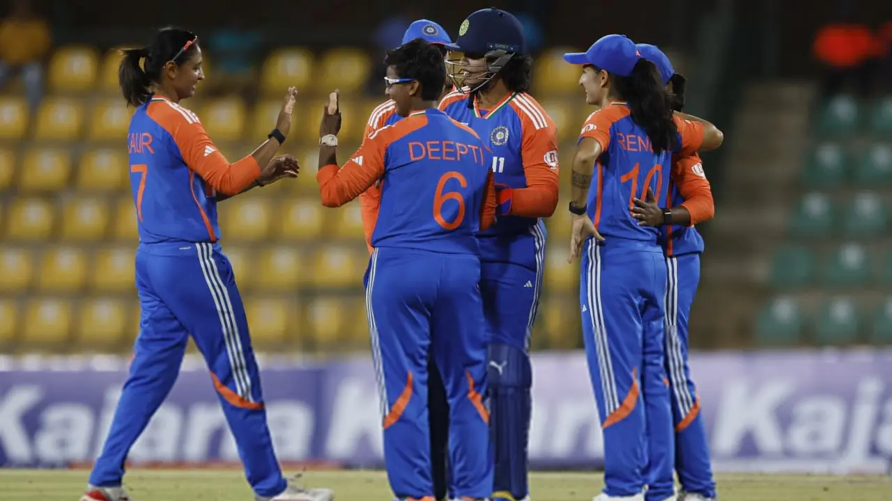 Ind-W vs Pak-W